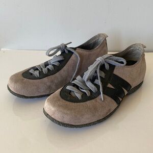 Merrell Air Cushion suede shoes